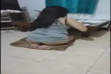 Gadis Cantik Belajar Pasrah Digenjot Kasur