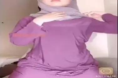 Ukhti Babyrina Saat Bersantai Di Kamar
